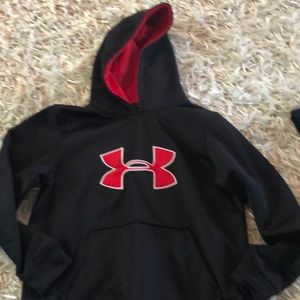 Under Armour Shirts & Tops - Like new sweatshirt. Under Armour Shirts & Tops - Like new sweatshirt.